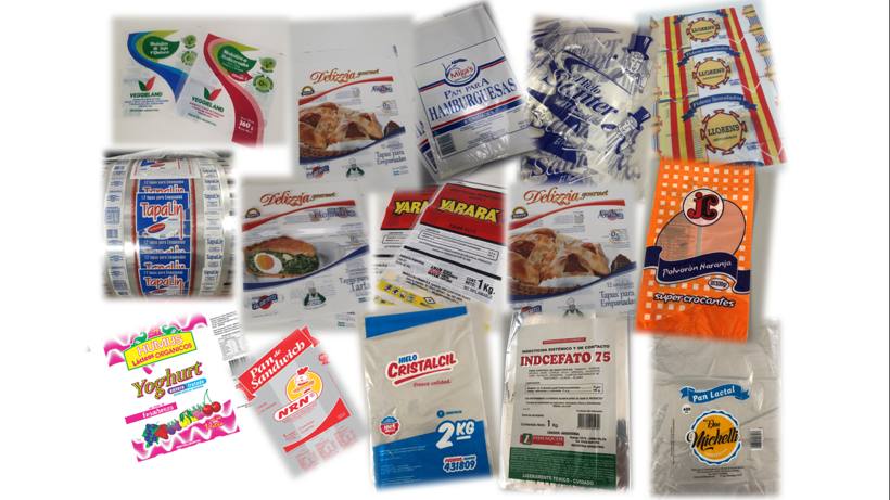 Bolsas impresas personalizadas a medida con el logo de cada cliente